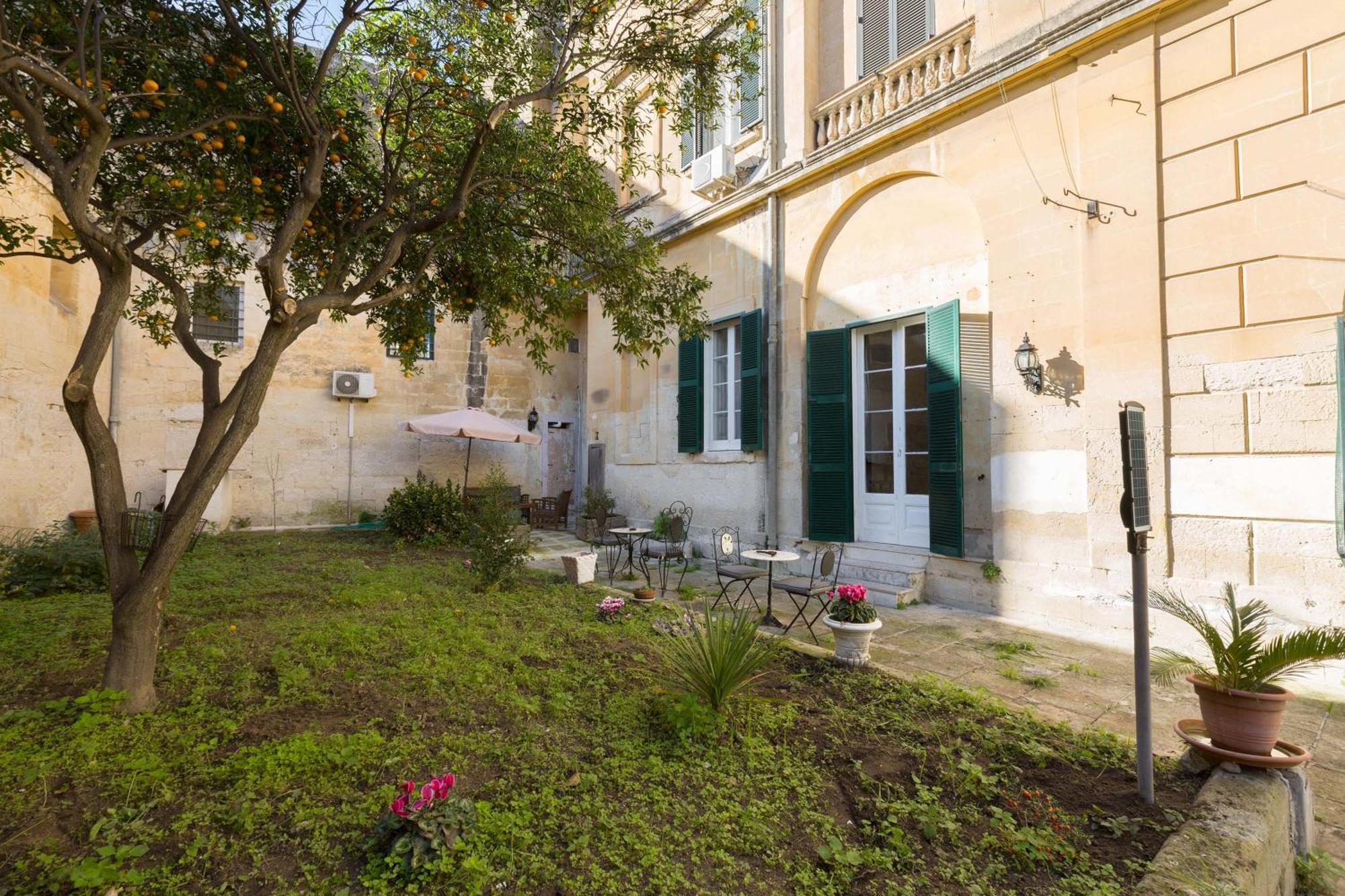 Dongiovanni Suite Lecce Dış mekan fotoğraf