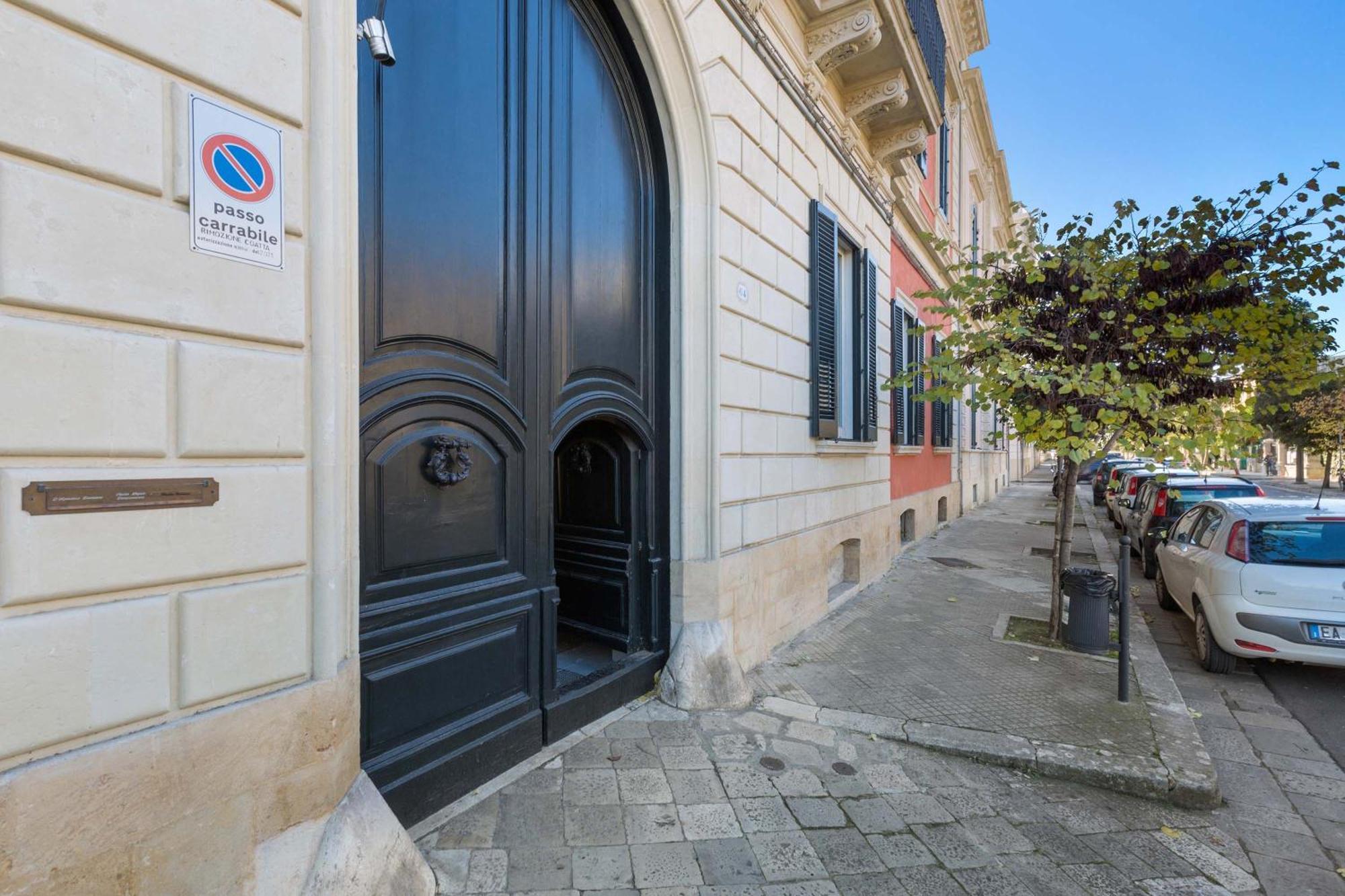 Dongiovanni Suite Lecce Dış mekan fotoğraf